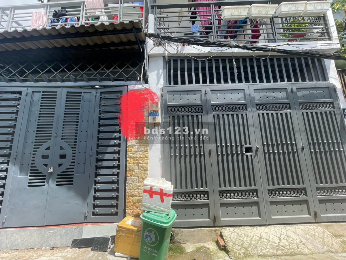 Bán nhà sát đường Hiệp Bình, Hiệp Bình Chánh, Thủ Đức, 40m2 x 2 tầng, giá hơn 3 tỷ