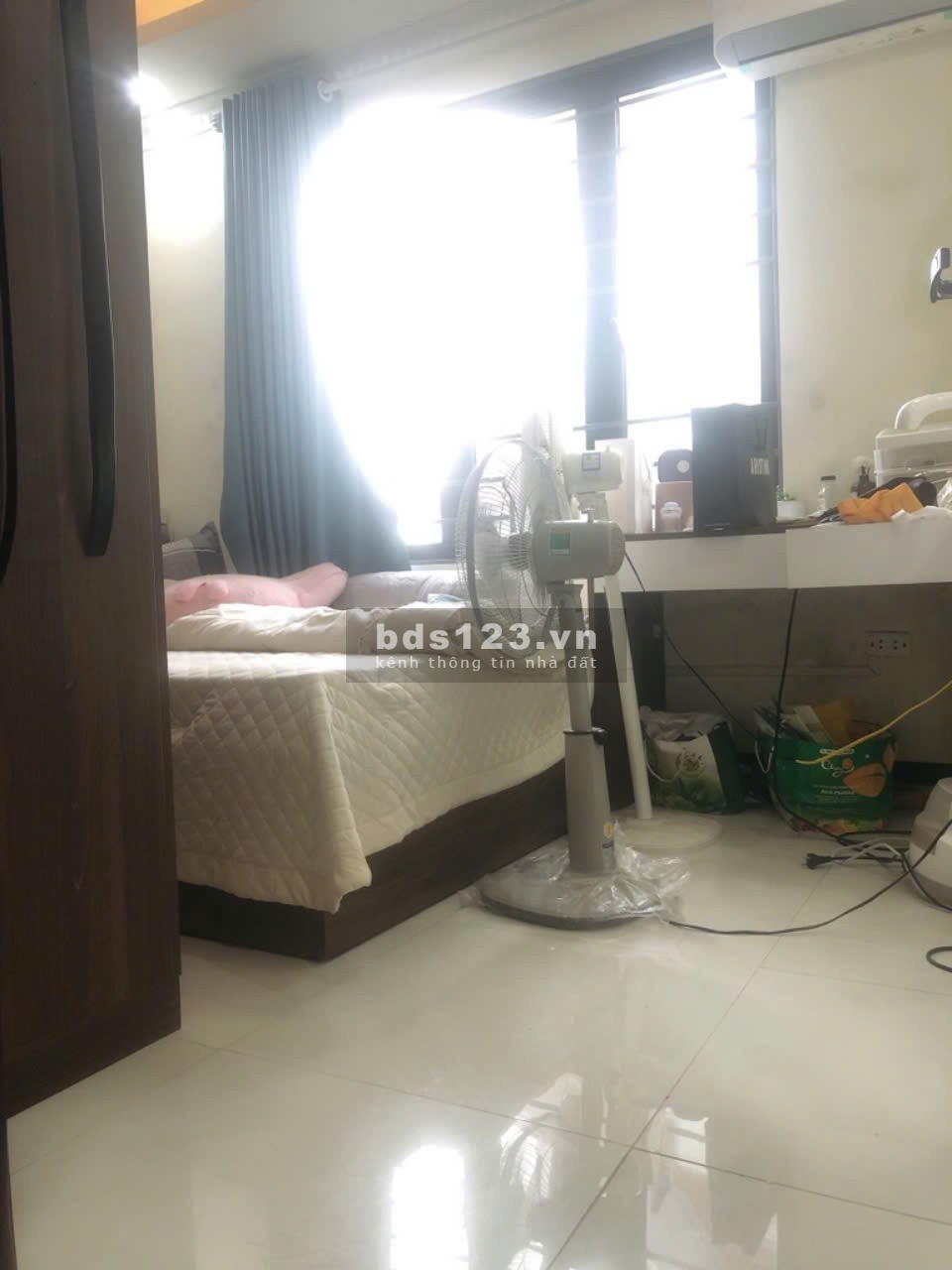NHÀ DÂN XÂY 4 TẦNG HIỆN ĐẠI - OTO ĐỖ CỬA - CÁCH PHỐ 20M