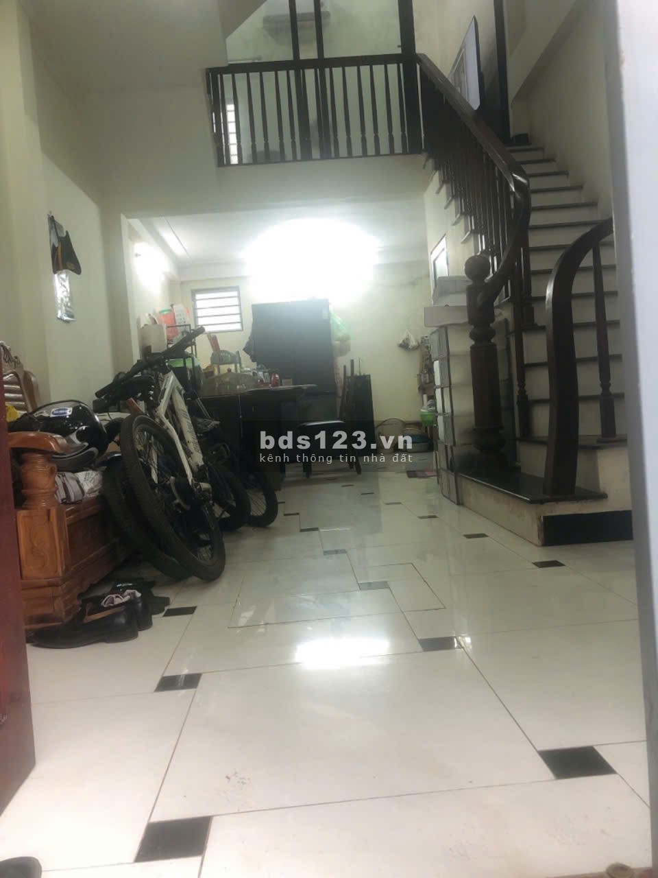 NHÀ DÂN XÂY 4 TẦNG HIỆN ĐẠI - OTO ĐỖ CỬA - CÁCH PHỐ 20M
