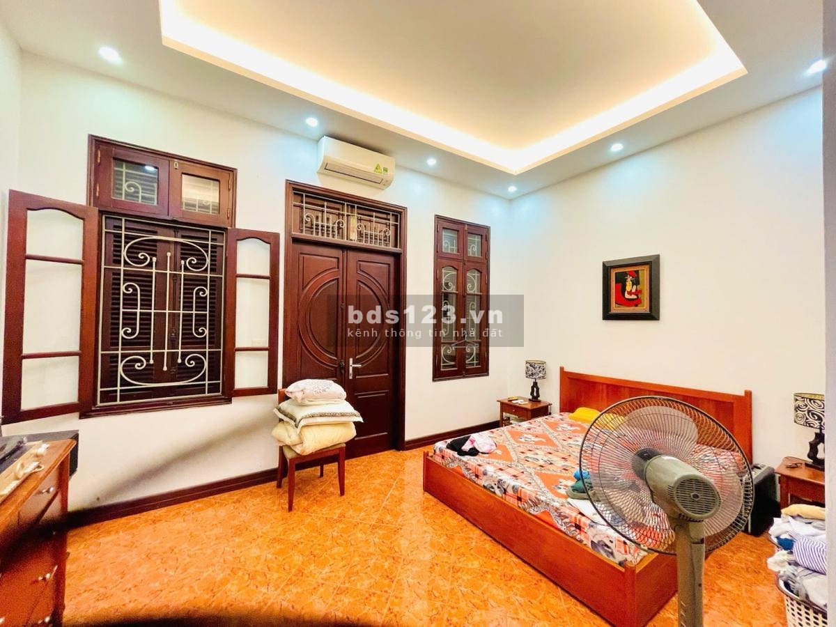 SIÊU HIẾM PHỐ THÁI HÀ – Ô TÔ ĐỖ CỔNG – 56M2 – 5 TẦNG - MẶT TIỀN 5.4 M – 16.5 TỶ