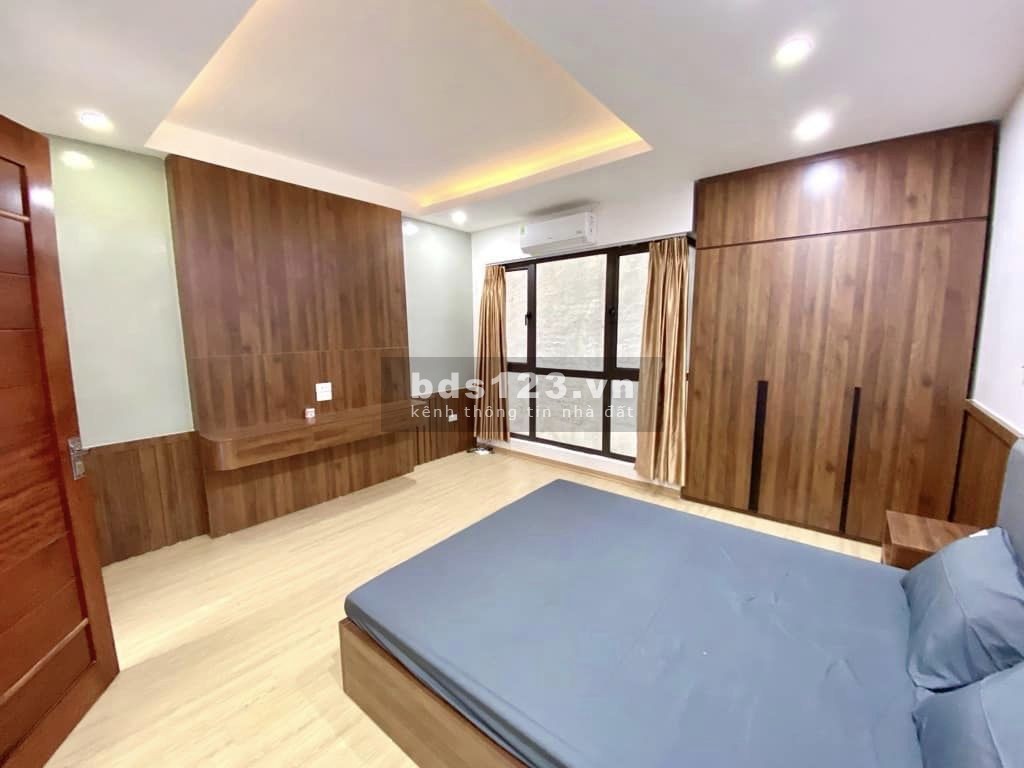 GẤP!!! BÁN NHÀ TRẦN BÌNH!!! TIỆN NGHI ĐỦ, XÁCH VALI Ở LUÔN, 5 tầng, 6 tỷ hơn