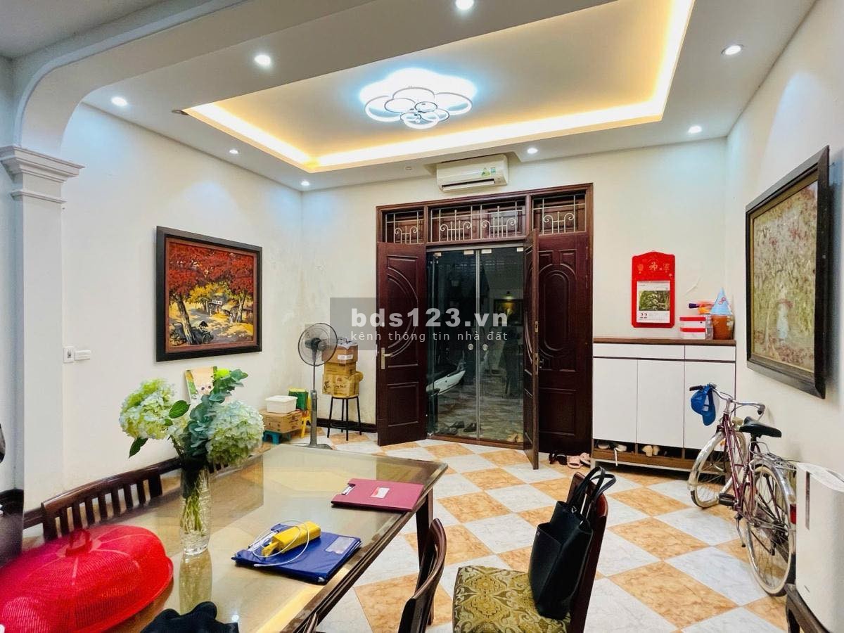 SIÊU HIẾM PHỐ THÁI HÀ – Ô TÔ ĐỖ CỔNG – 56M2 – 5 TẦNG - MẶT TIỀN 5.4 M – 16.5 TỶ