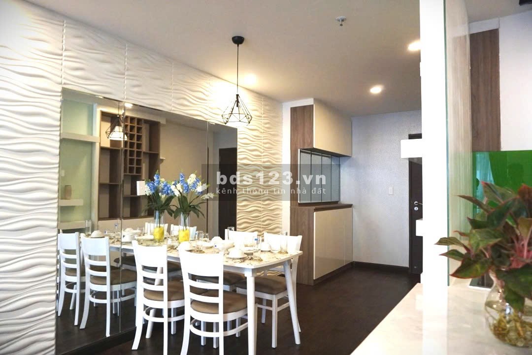 MUA NHÀ GIÁ SIÊU HỜI, căn hộ Scenic Valley 2pn 2wc view trung tâm mua sắm giá 4 tỷ 6