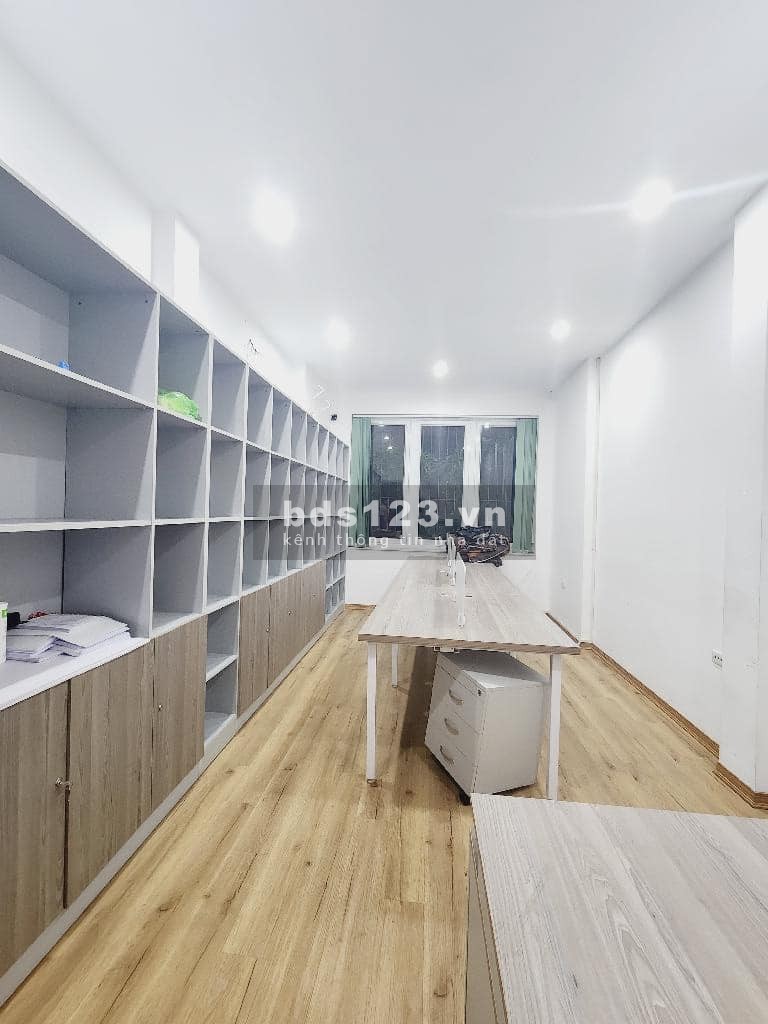 NGỌC KHÁNH - KIM MÃ - NGÕ THÔNG TỨ TUNG - Ô TÔ TRÁNH 15M - CÁCH PHỐ 50M - KHU VIP BA ĐÌNH