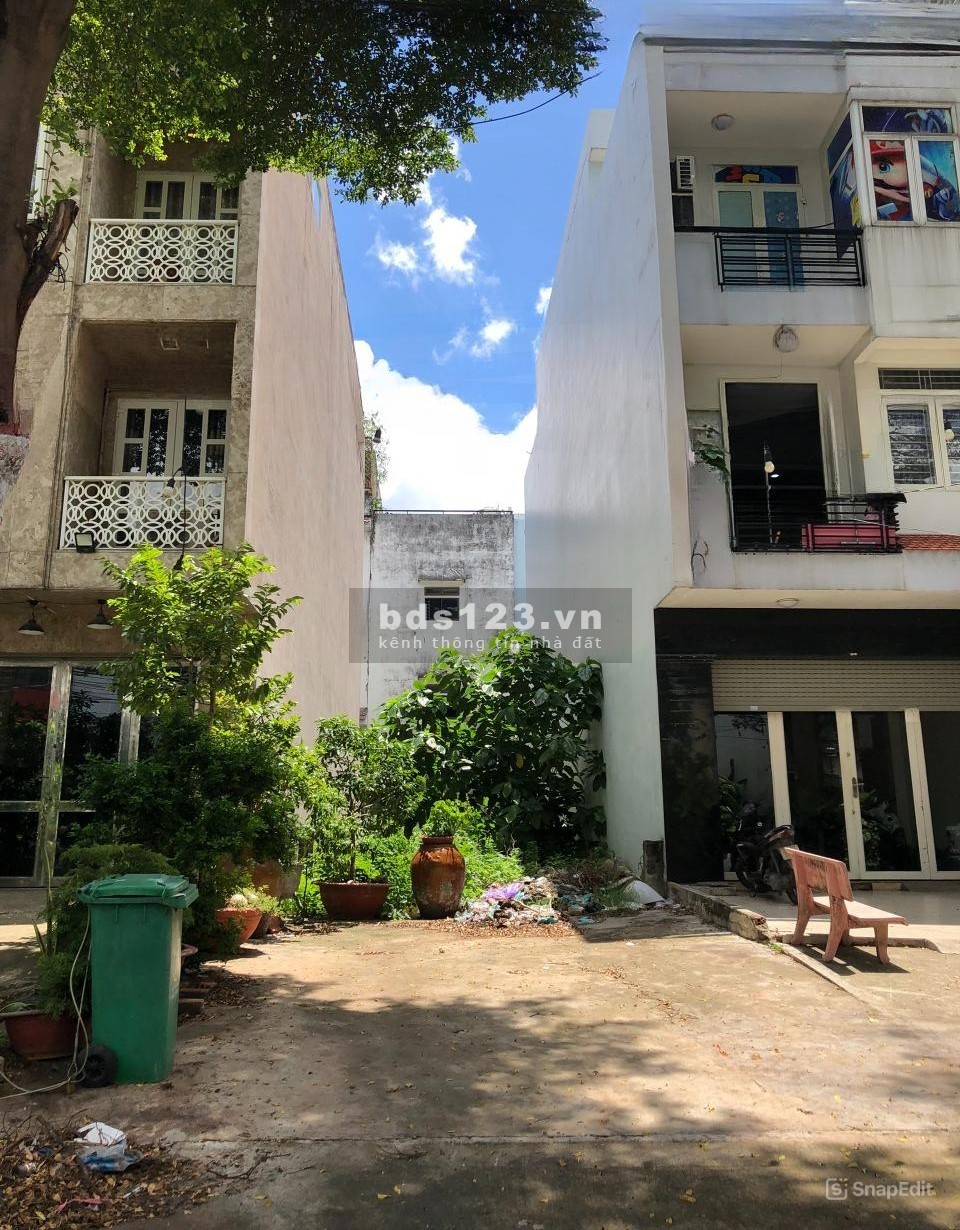 Chủ cắt lỗ 300tr bán nhanh 52m2 ( 4 x 13m ),gần Cty nhựa Duy Tân,cách Võ Văn Kiệt 600m.SHR,hợp xây ở