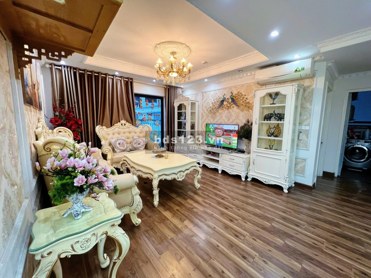 Cần bán gấp căn hoa hậu 3N tại Goldmark giá 7 tỷ