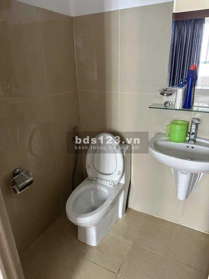 Chung cư Lotus Garden, 36 Trịnh ĐÌnh Thảo, Tân Phú 2pn, 2wc 10tr/tháng