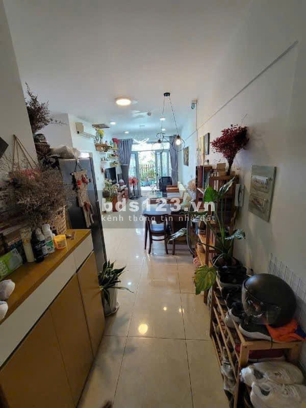 Cho thuê chung cư Carillon 2, 27 Trịnh Đình Thảo, Tân Phú 70m2, 10tr, 2pn, nt