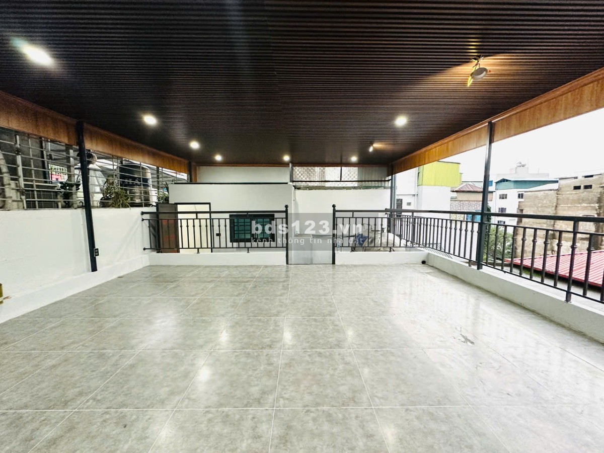 SIÊU PHẨM TÂY HỒ - NHÀ ĐẸP - FULL NỘI THẤT - GẦN PHỐ