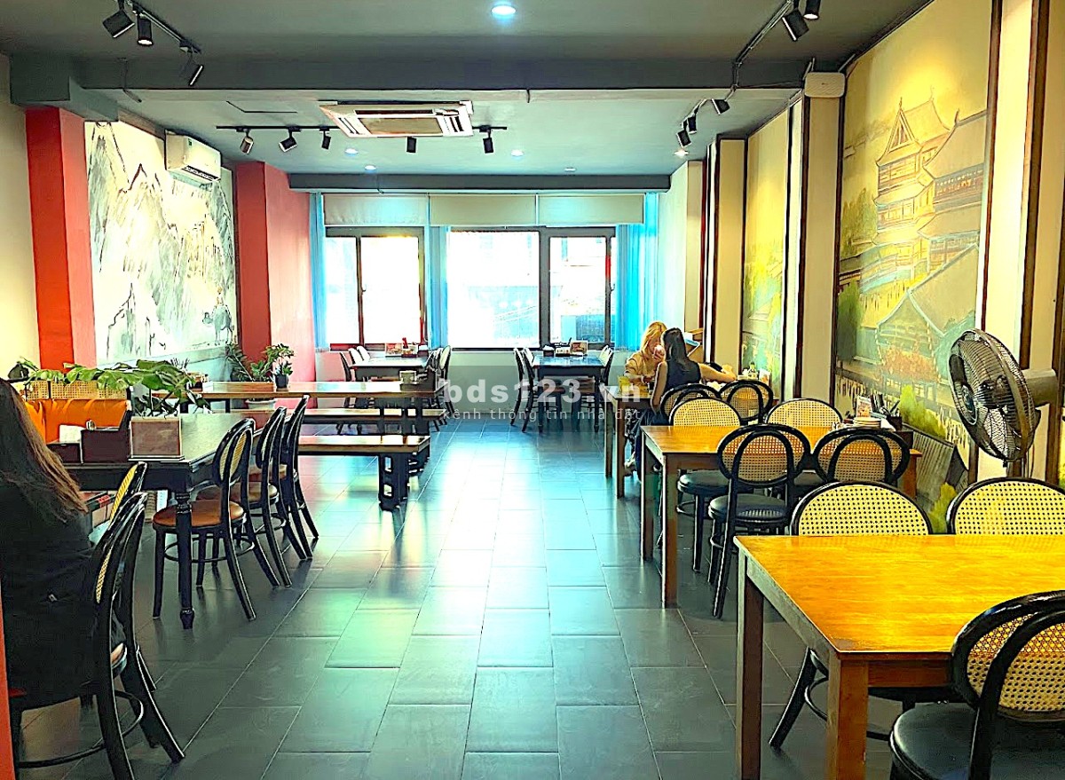 Bán nhà 2 mặt phố Nguyễn Thị Định