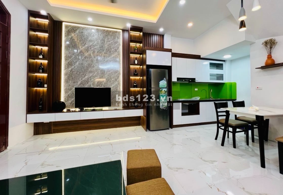 Bán nhà Tân Mai, nhà đẹp, 43m, 5,4 tỷ