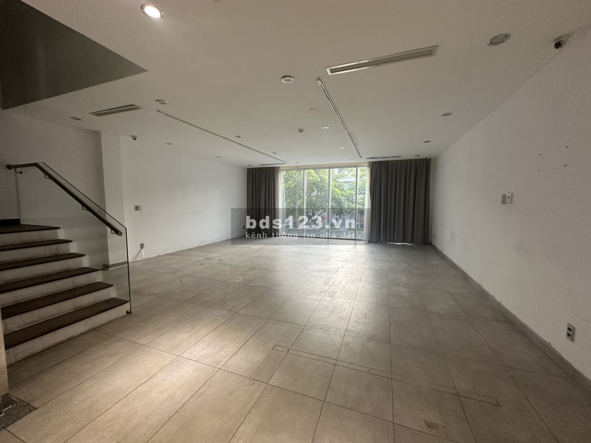 Căn VIP - Cho thuê Nhà phố Nguyễn Cơ Thạch 6500$, dt sử dụng 600m2