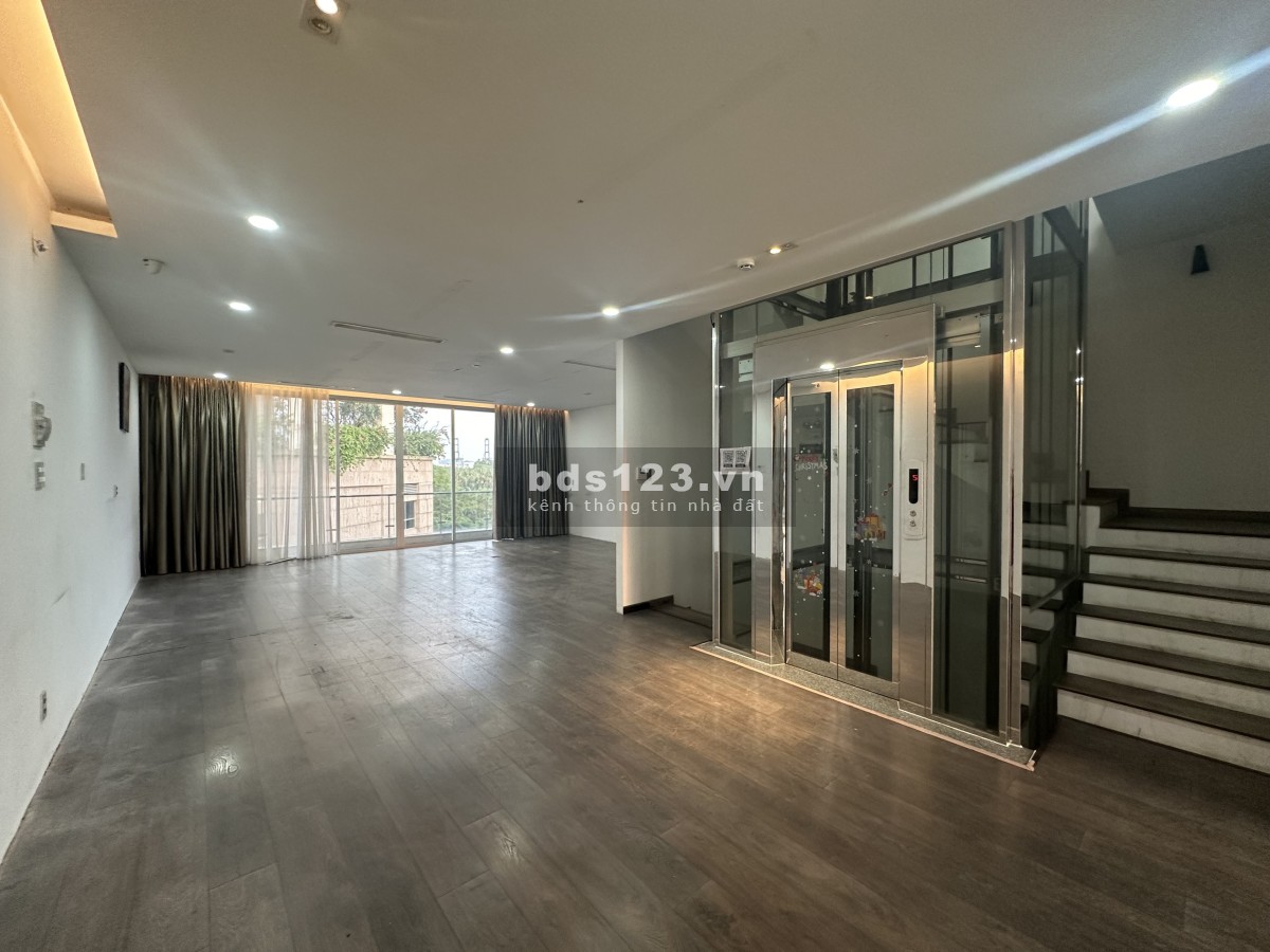 Căn VIP - Cho thuê Nhà phố Nguyễn Cơ Thạch 6500$, dt sử dụng 600m2