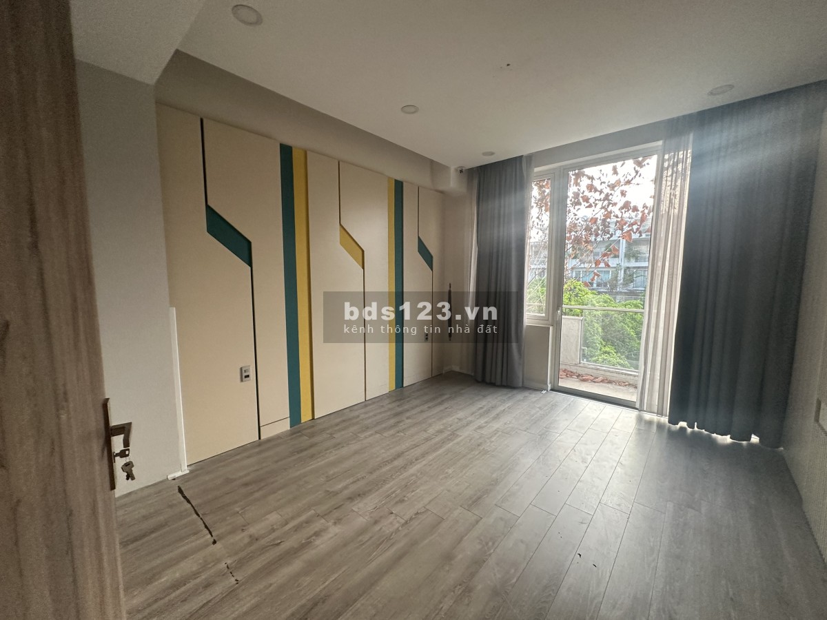 Căn VIP - Cho thuê Nhà phố Nguyễn Cơ Thạch 6500$, dt sử dụng 600m2
