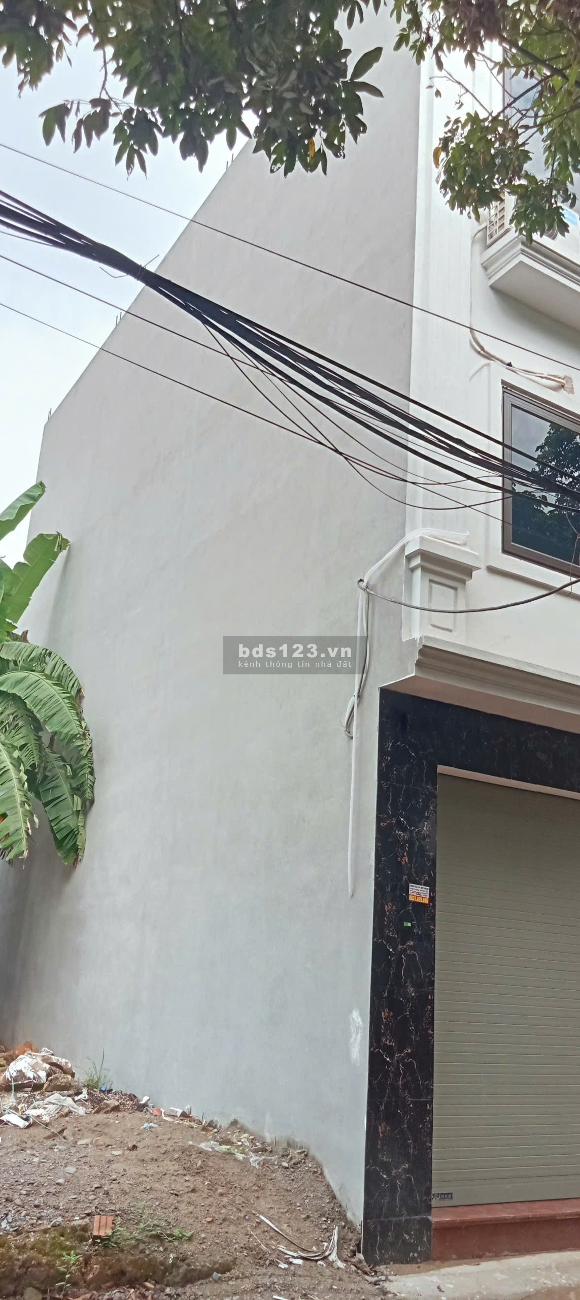 Bán nhà tại Phụng Châu (36m2*4T) ô tô đỗ cửa, đầy đủ tiện ích, cách trục chính 200m