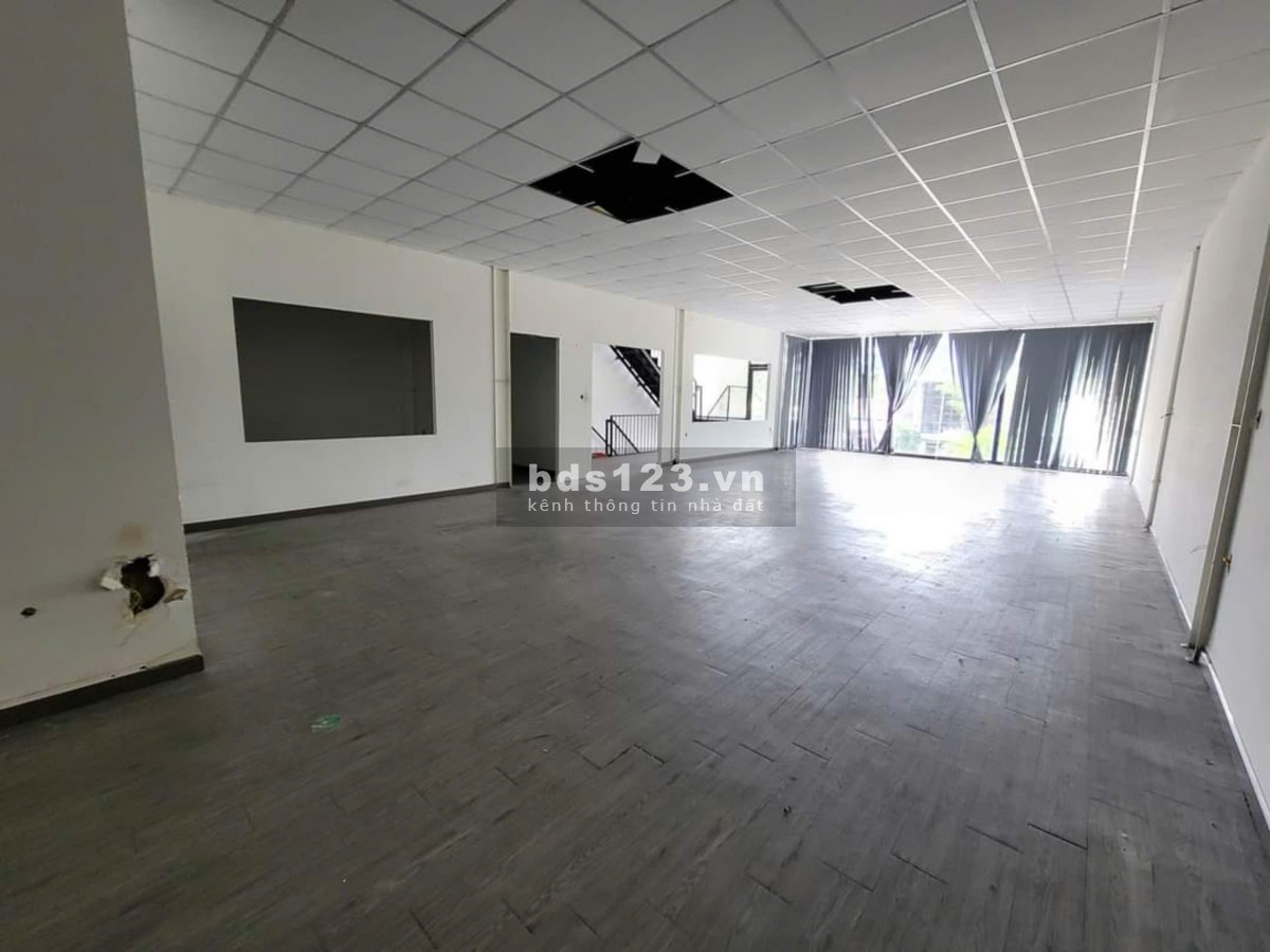 CHO THUÊ NHÀ 3 TẦNG 180m2 đất; ngang 10m mặt tiền : HỒ XUÂN HƯƠNG - Mỹ An