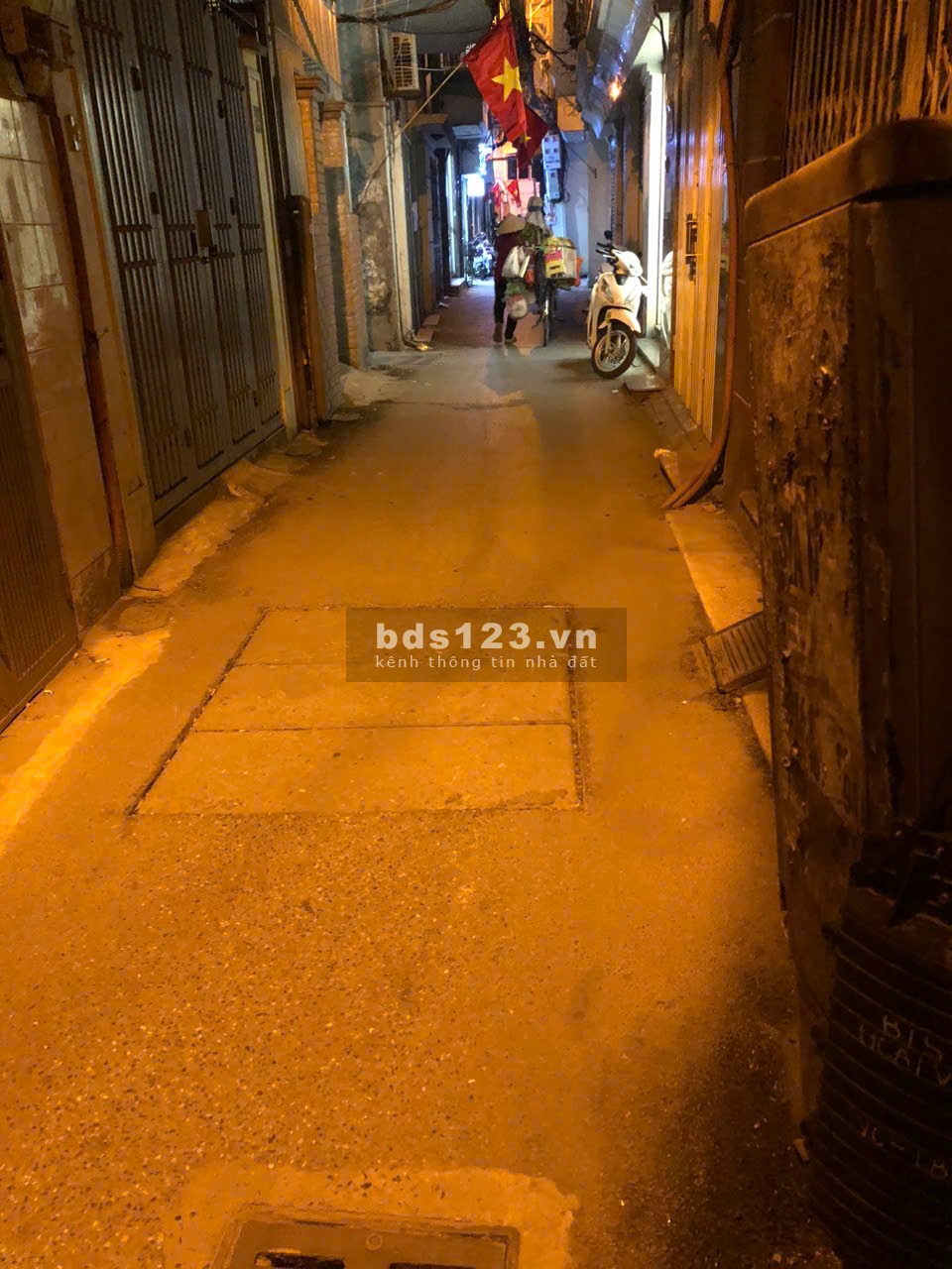 Cần bán nhà tại ngõ Văn Chương 2 - Đống Đa - Lô góc - 4 mặt thoáng - Kinh doanh đẹp - Full nội thất