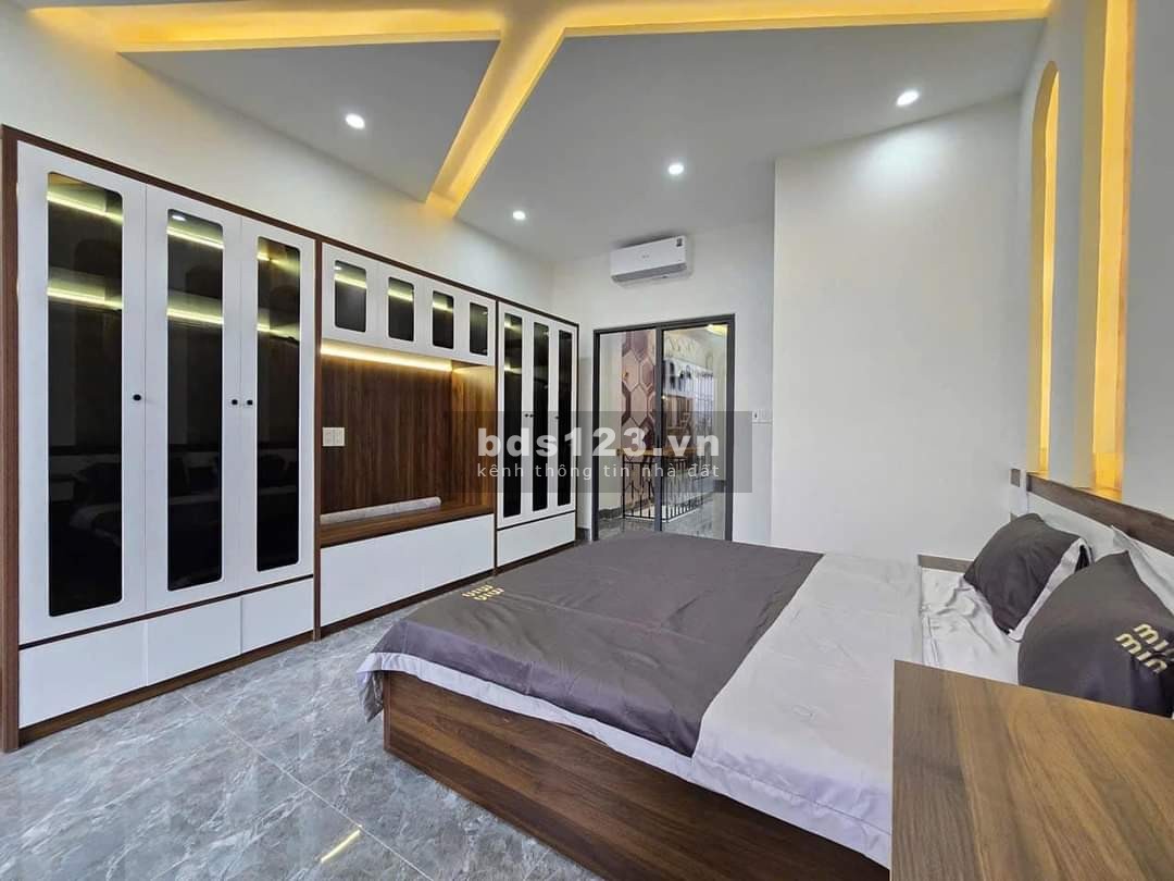 Nhà bán 4*25 đường Đinh Đức Thiện Bình Chánh