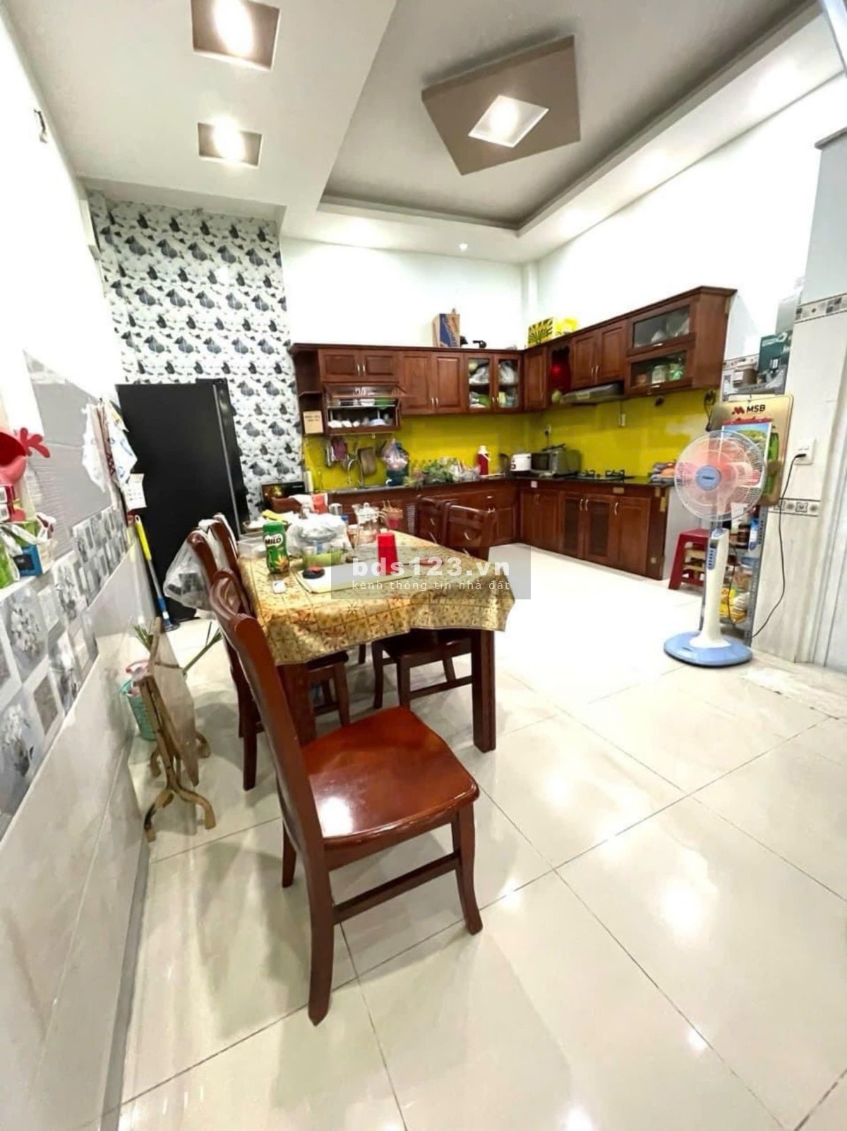 Cần bán nhà hèm xe tải 6m Lê Văn Quới - 65m2 - chỉ 6 tỷ - LH: 0902488255