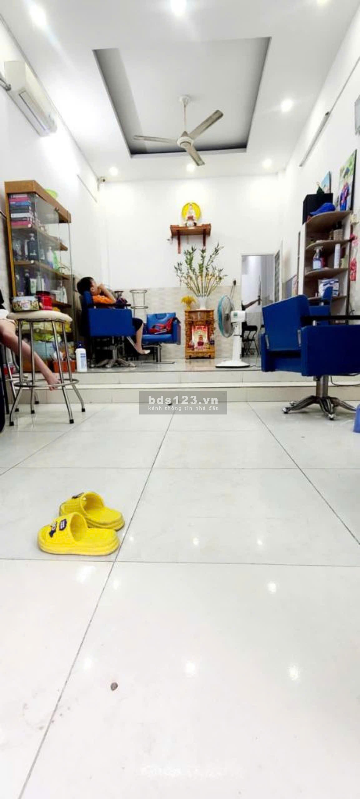 Cần bán gấp nhà hẻm 36 Bùi Tư Toàn - 56m2 - 5.5 tỷ - LH: 0902488255
