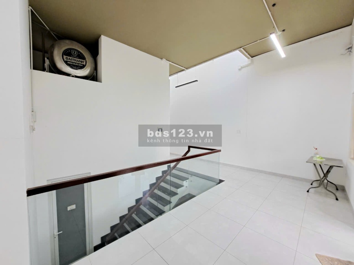 CĂN ĐẸP - CHO THUÊ SHOPHOUSE LAKEVIEW THỦ THIÊM 140M2 CHỈ 80TR/TH NHÀ ĐẸP