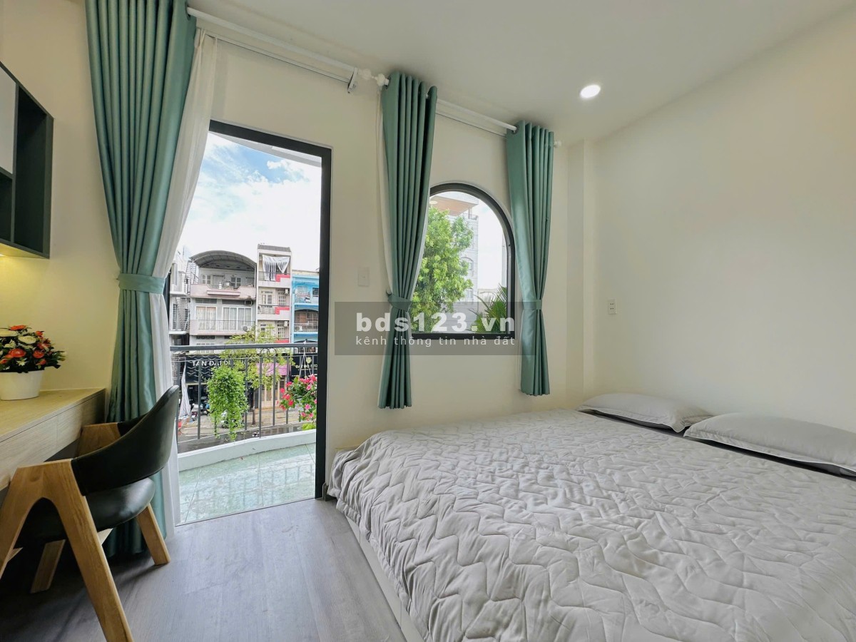 2 phòng ngủ mới full nội thất tại đường 3 Tháng 2, Quận 10, Vòng xoay Dân Chủ, Cách Mạng Tháng 8