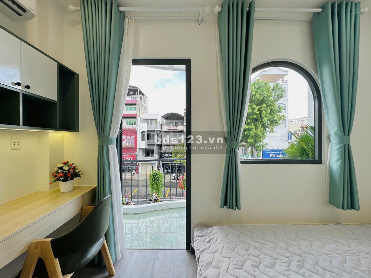 2 phòng ngủ mới full nội thất tại đường 3 Tháng 2, Quận 10, Vòng xoay Dân Chủ, Cách Mạng Tháng 8