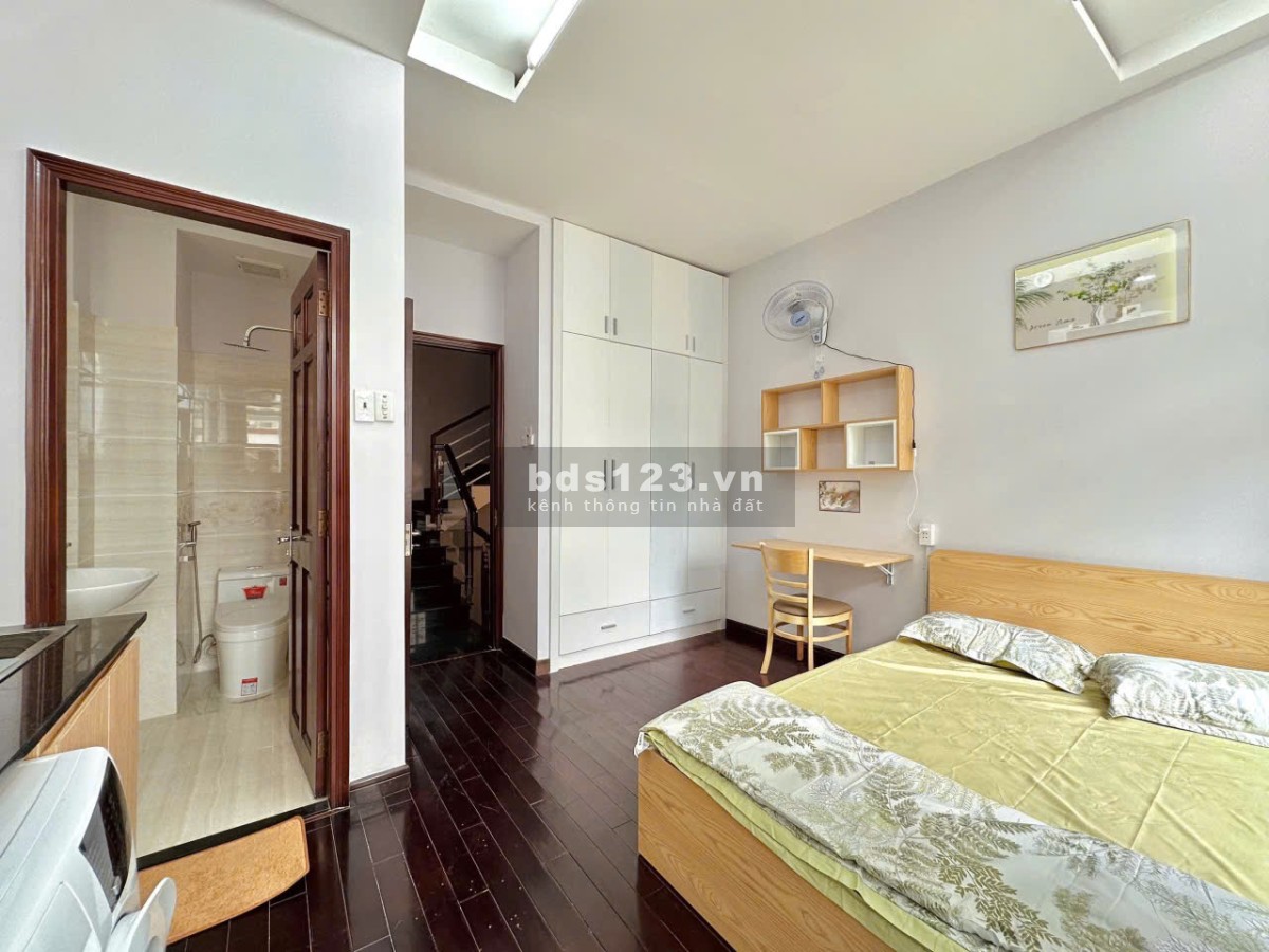 Cho thuê studio 30m2 full NT mới 100% - Mặt tiền Lê Hồng Phong - Q10 - Giá shock