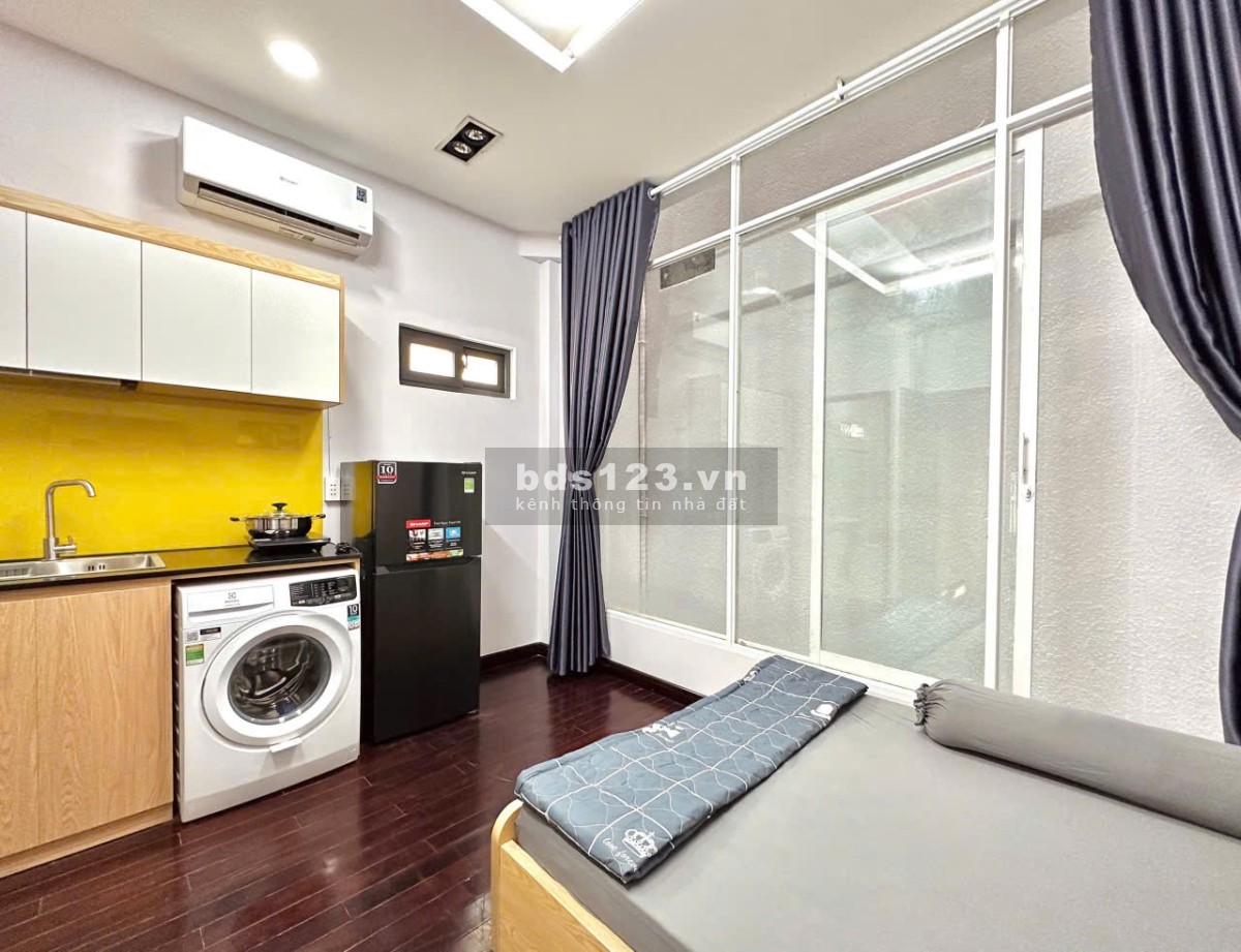 Cho thuê studio 30m2 full NT mới 100% - Mặt tiền Lê Hồng Phong - Q10 - Giá shock