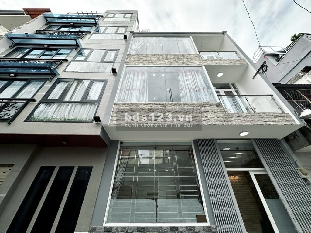 Bán nhà Tô Hiến Thành, gần siêu thị Big C Q10, hẻm xe hơi, 3 tầng, 6.5x5, nhỉnh 6 tỷ