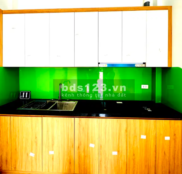 Bán nhà lô góc, kinh doanh, mặt ngõ thông ô tô, full nội thất, 30m2, 4 tầng nhỉnh 4 tỷ