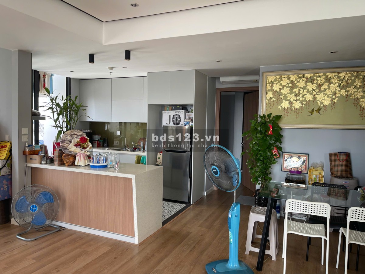 Bán chung cư Nguyễn Xiển Lô góc 3 mặt thoáng, 98m², 3 ngủ - Giá 5ty