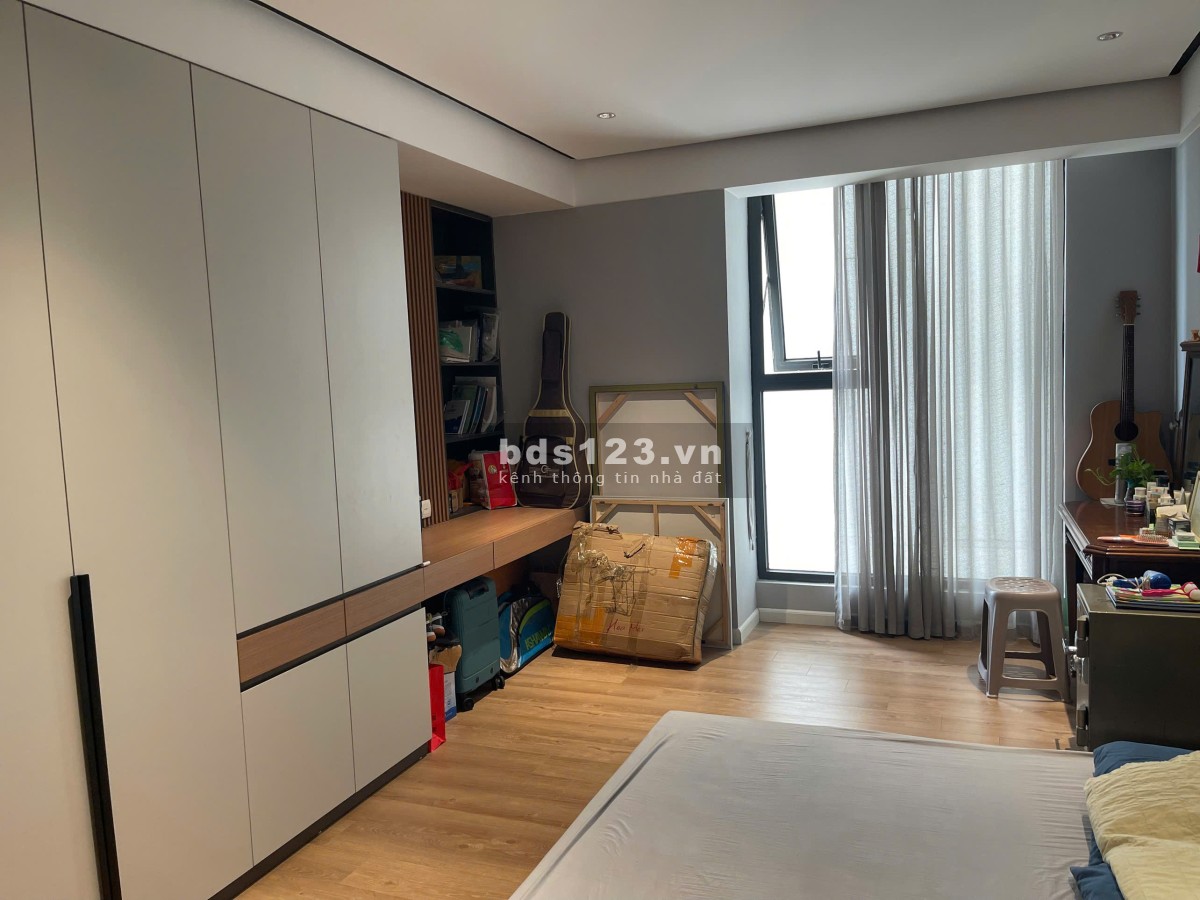 Bán chung cư Nguyễn Xiển Lô góc 3 mặt thoáng, 98m², 3 ngủ - Giá 5ty