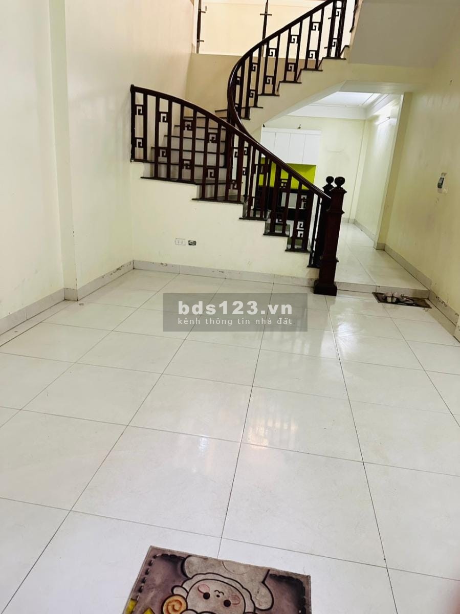 BÁN NHÀ MỚI KHU DV HÀNG BÈ KIẾN HƯNG HÀ ĐÔNG NHỈNH 8 TỶ 50m 5 TẦNG