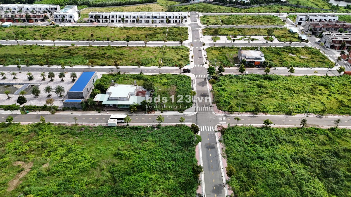 Chính chủ kẹt vốn kinh doanh cần bán lô mặt tiền Bà Rịa Vũng Tàu gần kcn Sonadezi