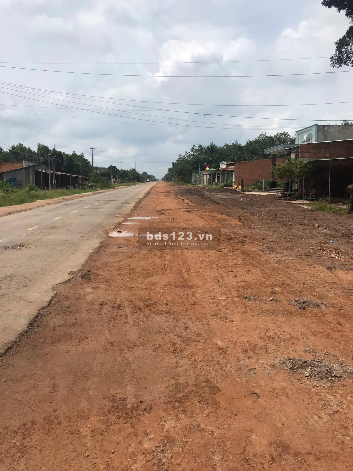 Bán lỗ lô đất gần 800m2. Mặt tiền DT794 Tân Châu, Tây Ninh. Bao giá rẻ bất ngờ.