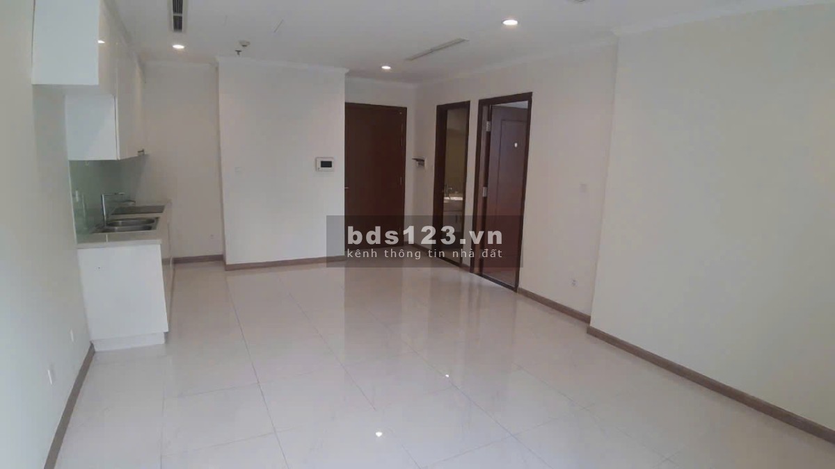 Chung Cư D5, Phường 25, Bình Thạnh: 70m2, 2p ngủ, 2wc, 10.5tr/th