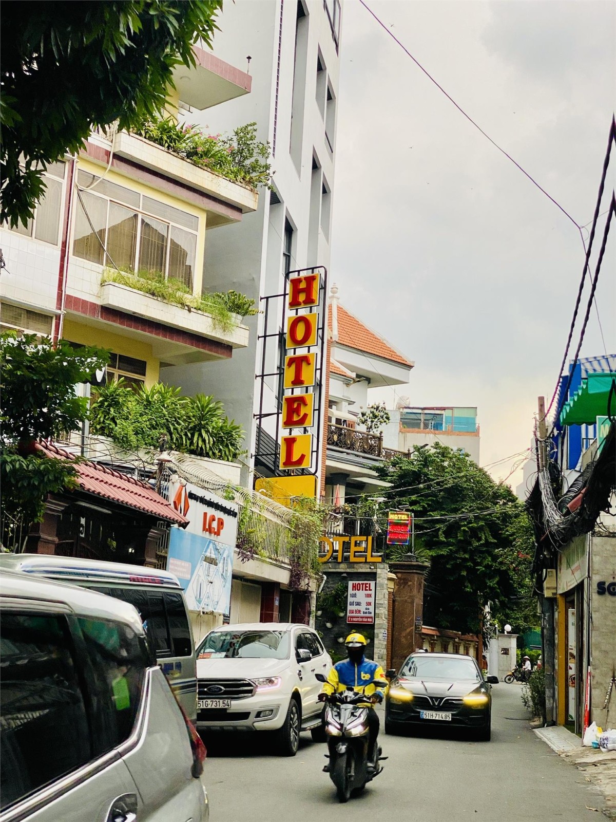 Bán nhà mặt tiền phường 4 Tân Bình; trục Trường Sơn (8*30) 140 tr/m2