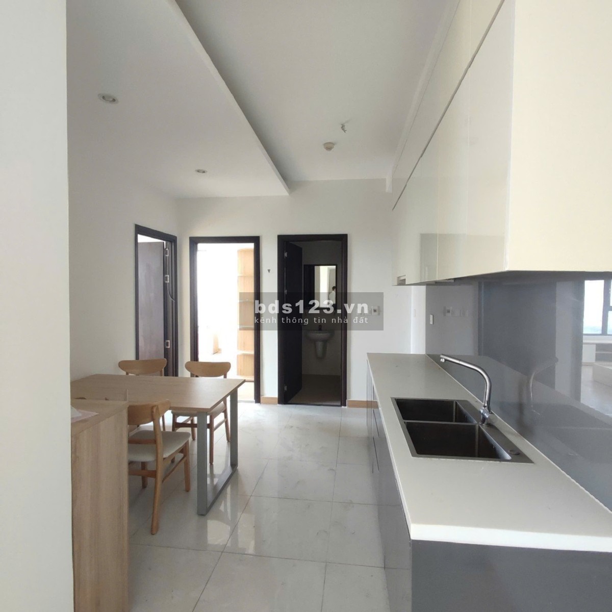 Chung cư Phúc Yên, P15, Tân Bình: 93m2, 2p ngủ, 2wc, Nt, 11tr/tháng