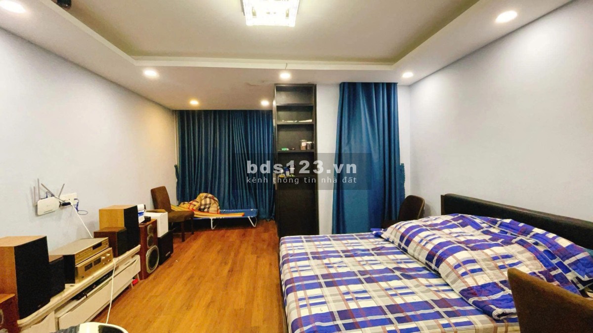 Chung cư Bảy Hiền, P11, Tân Bình: Duplex 170m2 - 3p ngủ, 3wc, 20tr. TL