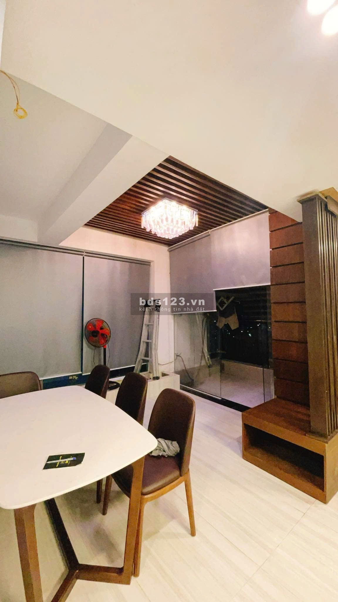 Chung cư Bảy Hiền, P11, Tân Bình: Duplex 170m2 - 3p ngủ, 3wc, 20tr. TL