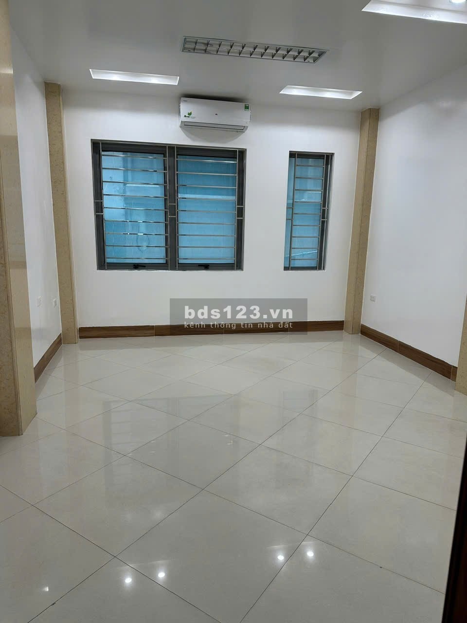 Nguồn kín chưa lên sàn - Mặt phố PHAN PHÙ TIÊN – 65m2 x 5 tầng – Chỉ 30 tỷ
