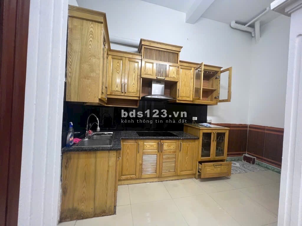 Trương Định, Hoàng Mai, 55m, 3 tầng, 6.9 tỷNgõ nông, rộng, gần ô tô, gần chợ Giáp Nhị,