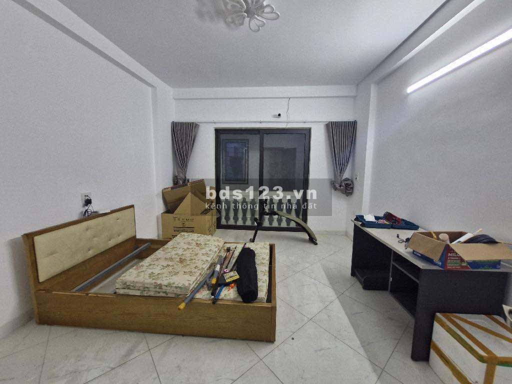 SIÊU HOT - NHÀ ĐẸP TẠI HỒ TÙNG MẬU NGAY ĐẠI HỌC THƯƠNG MẠI NHỈNH 7 TỶ