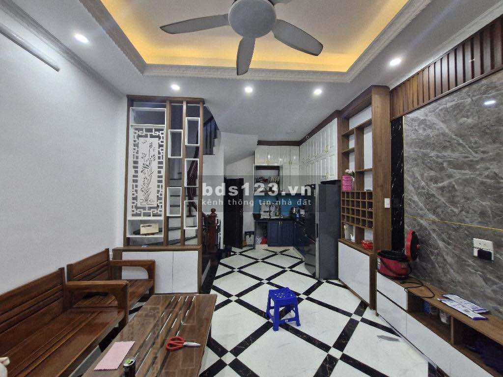 SIÊU HOT - NHÀ ĐẸP TẠI HỒ TÙNG MẬU NGAY ĐẠI HỌC THƯƠNG MẠI NHỈNH 7 TỶ