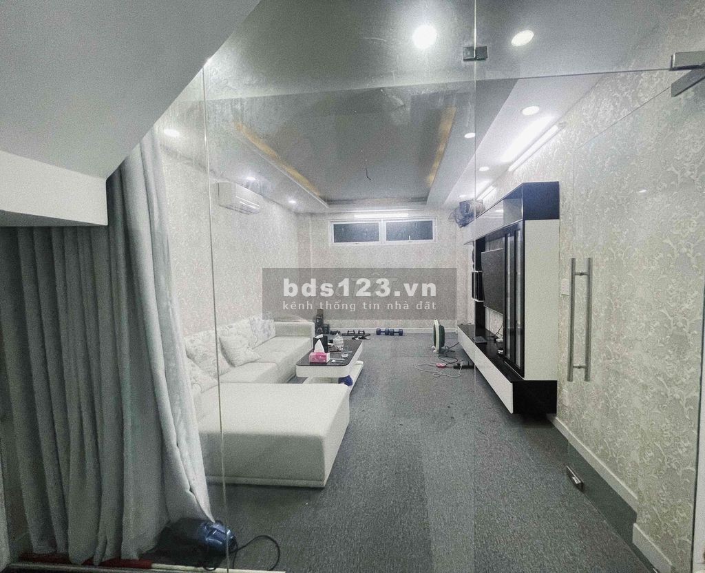 Chính chủ bán nhà HXH rộng, Cao Thắng, Q.10, P. 11, Quận 10, 4 tầng