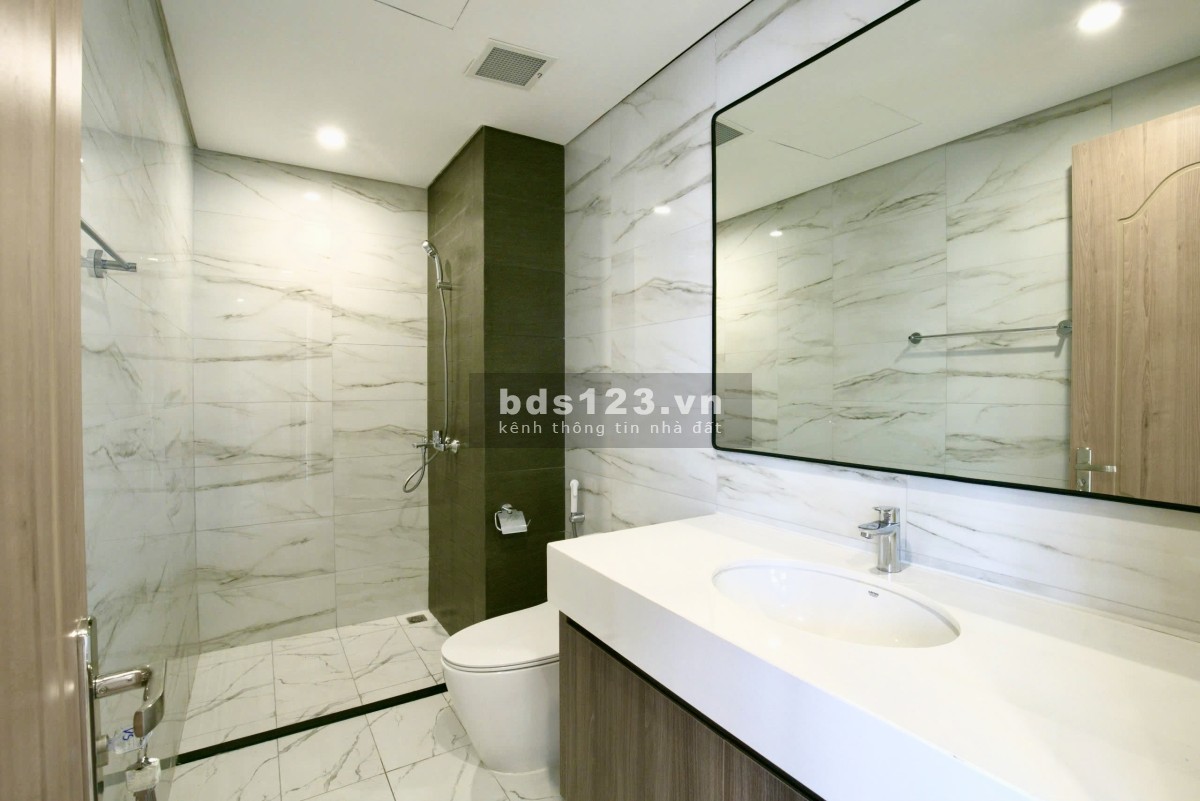 Cho thuê liền kề cọ xanh đã hoàn thiện 2 tầng. Giá 6.4tr