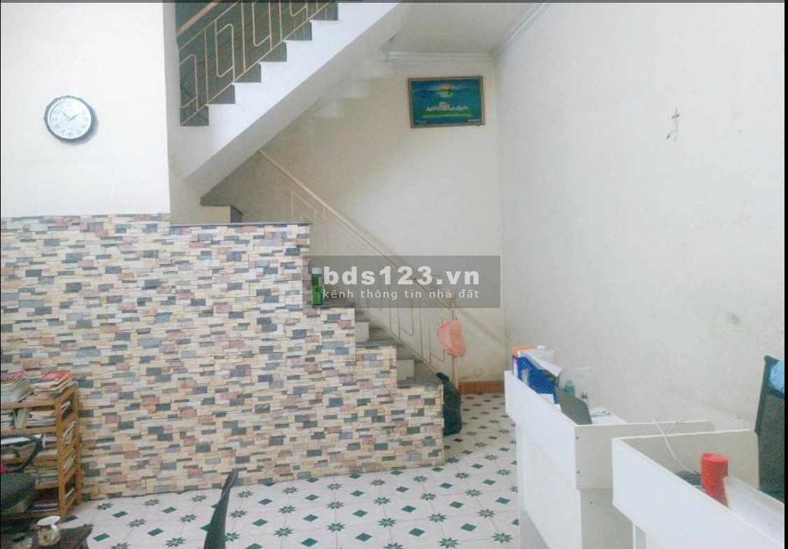 Ô TÔ ĐỖ CỬA – GẦN BX NƯỚC NGẦM – BX GIÁP BÁT