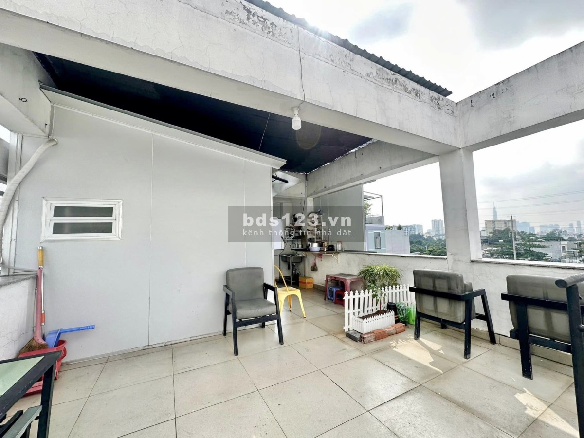 Cho thuê phòng trọ riêng biệt trên sân thượng có 102 Dương Quảng Hàm p5 Gò Vấp gần Đại Học Văn Lang