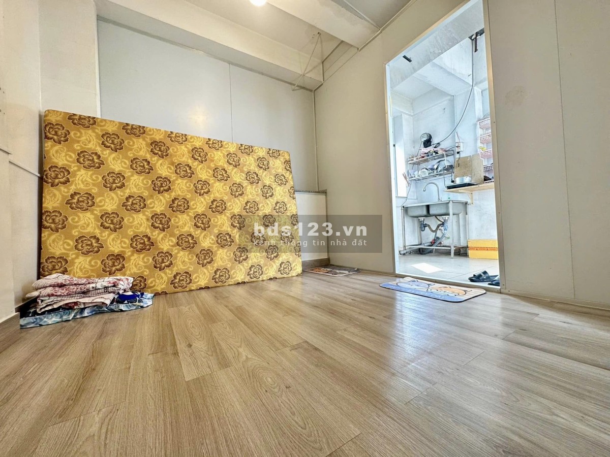 Cho thuê phòng trọ riêng biệt trên sân thượng có 102 Dương Quảng Hàm p5 Gò Vấp gần Đại Học Văn Lang